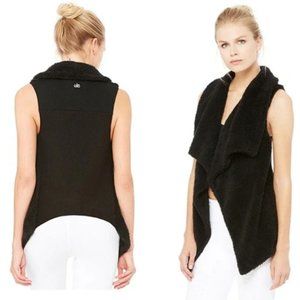 ALO Yoga Soft Sherpa Vest Wrap